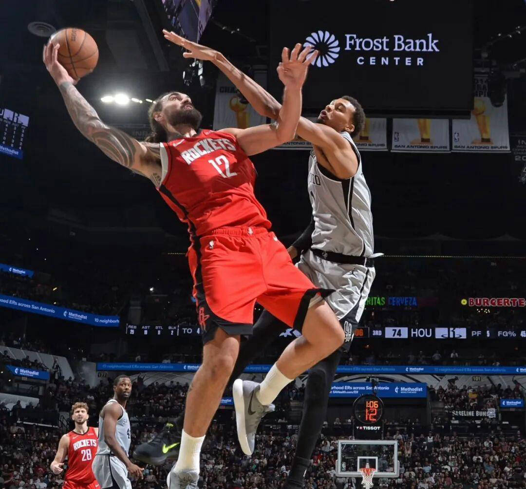 NBA最强篮板王崛起!连詹姆斯都束手无策,火箭喜获篮板绝对宝藏