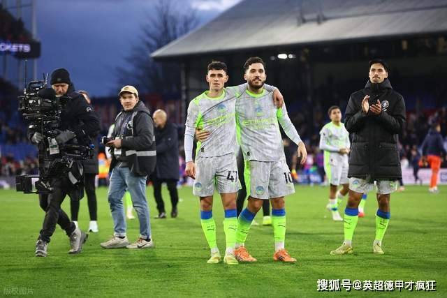 英超西班牙籍三帅领跑积分榜，问欧冠、英超、爱美丽杯花落谁家！