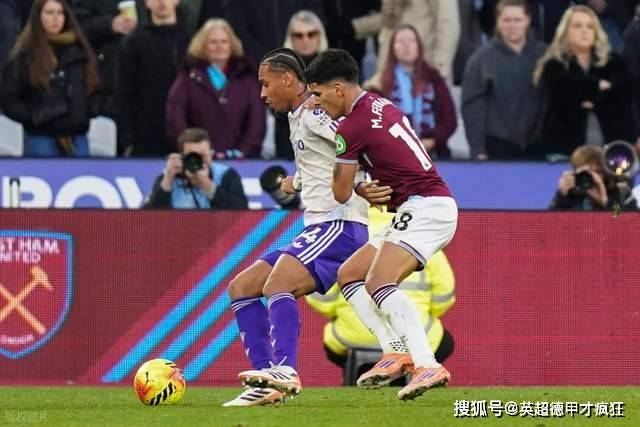 英超西班牙籍三帅领跑积分榜，问欧冠、英超、爱美丽杯花落谁家！