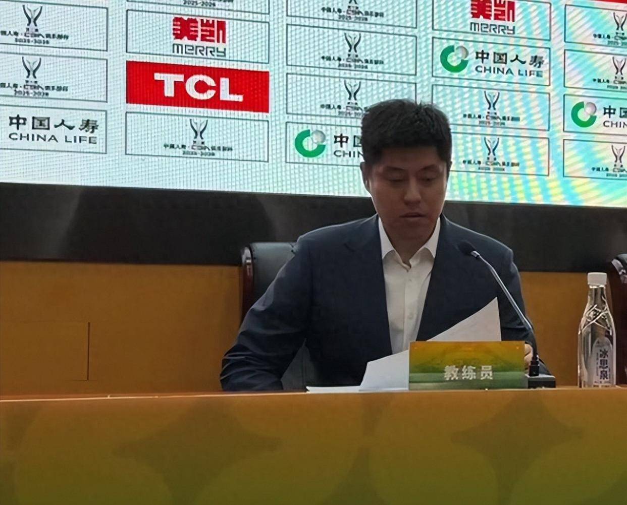 世界杯竞猜-山西男篮大胜广厦！潘江点赞本土球员